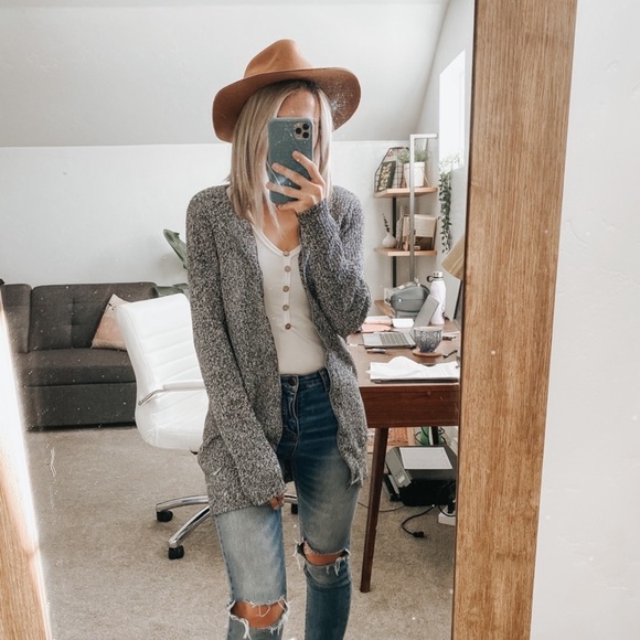Calvin Klein Sweaters - Calvin Klein | Gray Knit Zip Up Long Sleeve Cardigan